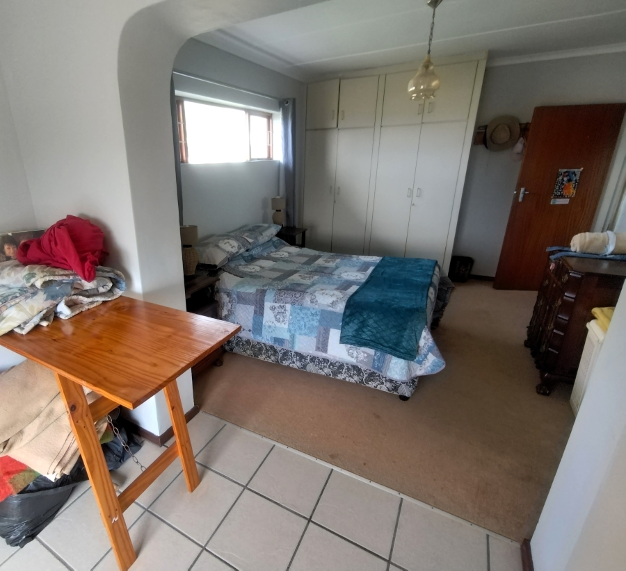 3 Bedroom Property for Sale in Wavecrest Eastern Cape